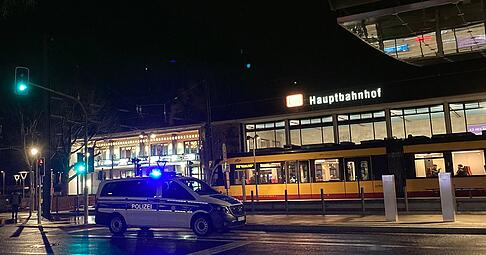 Am Heilbronner Hauptbahnhof hat es einen Angriff auf einen Mitarbeiter gegeben.