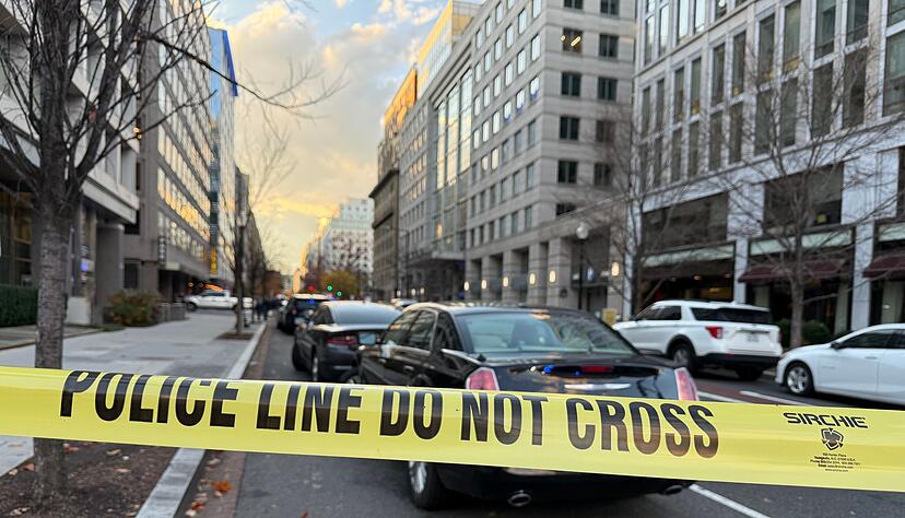 Der andere Nationalgardist k&auml;mpft nach Angaben Trumps weiter um sein Leben.