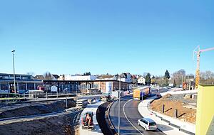 Blick von der Stadtbahnlinie auf die neue Verkehrslösung: Durch eine Unterführung ist Alt-Böckingen von Norden nun kreuzungsfrei zu erreichen.
Fotos: Christian Gleichauf