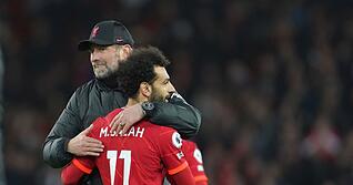 Feierten zusammen gro&szlig;e Erfolge: J&uuml;rgen Klopp und Mohamed Salah. (Archivbild)