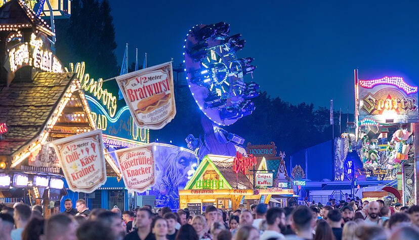 Traditionsfest für Groß und Klein: Der Talmarkt bietet den Besuchern auch dieses Jahr wieder eine große Auswahl in Sachen Kulinarik, Musik und Fahrspaß. Traditionsfest für Groß und Klein: Der Talmarkt bietet den Besuchern auch dieses Jahr wieder eine große Auswahl in Sachen Kulinarik, Musik und Fahrspaß.