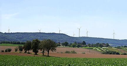 Nicht alle Windkraftanlagen werden wohl kommen &minus; aber die Chance, dass mindestens fünf gebaut werden können, ist nun deutlich gestiegen.
Visualisierung: Abo Wind