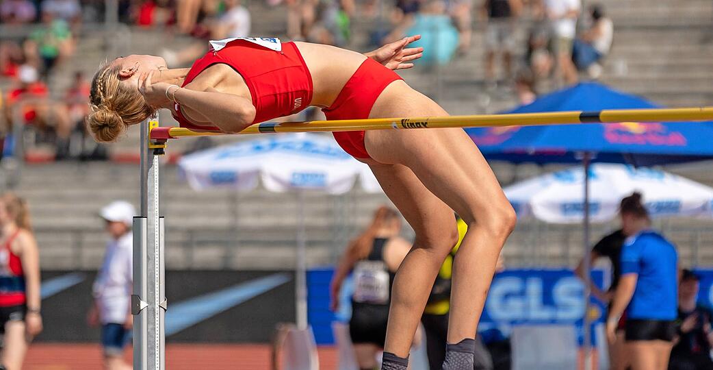 Hat im Wettkampf das Gefühl für ihren Anlauf verloren: Die 22-jährige Hochspringerin Jara Ellinger von der TSG Heilbronn. Bei 1,77 Meter ist Schluss. Hat im Wettkampf das Gefühl für ihren Anlauf verloren: Die 22-jährige Hochspringerin Jara Ellinger von der TSG Heilbronn. Bei 1,77 Meter ist Schluss.