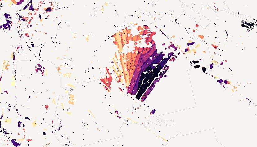 Sichtbar aus dem All: Rodungen für die Erweitung des Braunkohle-Tagebaus in Weißwasser in Sachsen. Sichtbar aus dem All: Rodungen für die Erweitung des Braunkohle-Tagebaus in Weißwasser in Sachsen.