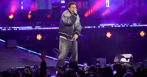 Kamrad hat sich in den vergangenen Jahren einen festen Platz in der deutschen Poplandschaft erarbeitet. Am 23. Juli 2026 steht er bei Haigern Live auf der Bühne. Kamrad hat sich in den vergangenen Jahren einen festen Platz in der deutschen Poplandschaft erarbeitet. Am 23. Juli 2026 steht er bei Haigern Live auf der Bühne.