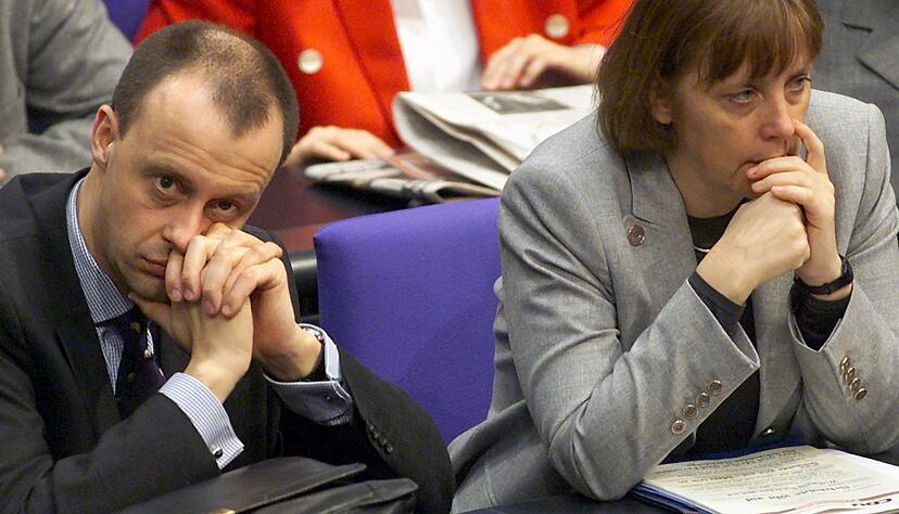 Mit Angela Merkel (hier ein Foto vom Februar 2000) überwarf sich Friedrich Merz und zog sich zeitweise aus der Politik zurück.