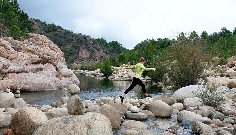 Steinige Spielwiese: Eine Canyoning-Ausr&uuml;stung braucht an der Solenzara niemand.