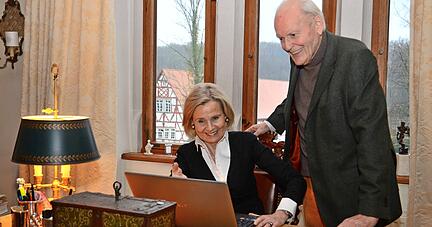 Vor fünf Jahren zum 75. Geburtstag: Alexandra von Berlichingen und ihr Mann, der ehemalige Bundespräsident Roman Herzog, der 2017 starb. Foto: Archiv/Gleichauf