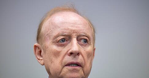 Bleibt wegen Krankheit auf freiem Fu&szlig;: Alfons Schuhbeck. (Archivbild)