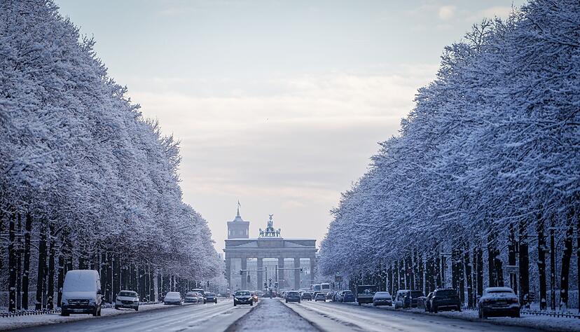 Die kommenden Nächte werden bitterkalt. Zweistellige Minusgrade erwartet der Wetterdienst in manchen Teilen Deutschlands. Die kommenden Nächte werden bitterkalt. Zweistellige Minusgrade erwartet der Wetterdienst in manchen Teilen Deutschlands.