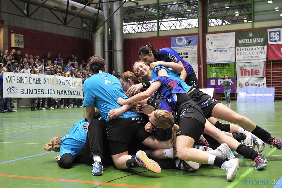 April 2016: Die Neckarsulmer Handball-Frauen feierten vor 1260 Zuschauern in der Ballei ihren vorzeitigen Aufstieg in die erste Bundesliga.