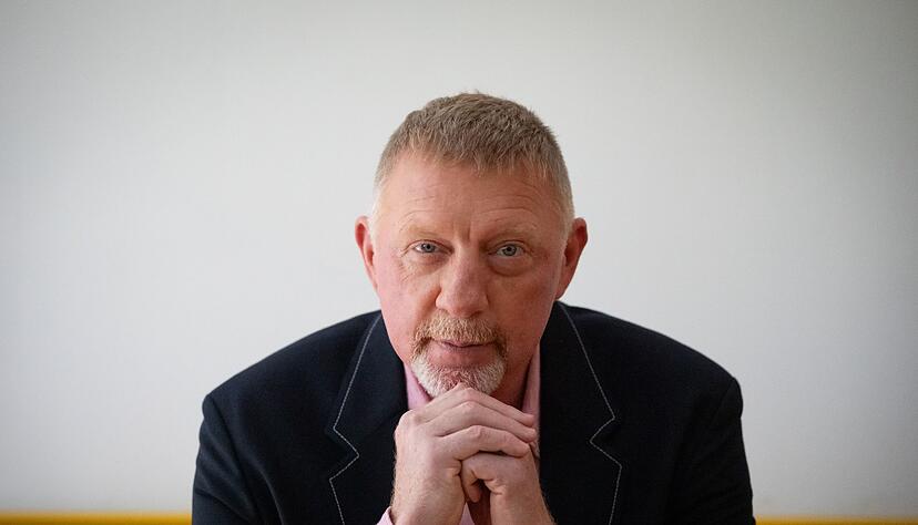 Boris Becker hat eine mentale Blockade als Grund für Zverevs Scheitern ausgemacht. Boris Becker hat eine mentale Blockade als Grund für Zverevs Scheitern ausgemacht.