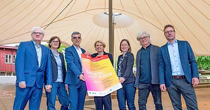 Am 15. und 16. Juli stehen unter dem Gaffenberg-Zelt zahlreiche Künstlerinnen und Künstler auf der Bühne. Am Mittwoch wurde das Programm vorgestellt. 
Foto: Mario Berger