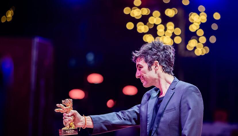 Ilker &Ccedil;ataks bekam f&uuml;r seinen Film den Goldenen B&auml;ren.