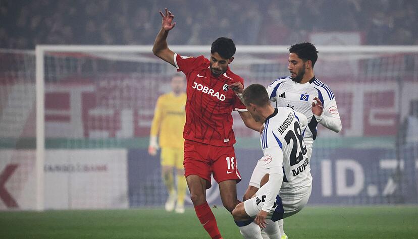 Für Freiburgs Eren Dinkçi ist die Entscheidung für die türkische Nationalmannschaft eine Herzensangelegenheit. Für Freiburgs Eren Dinkçi ist die Entscheidung für die türkische Nationalmannschaft eine Herzensangelegenheit.