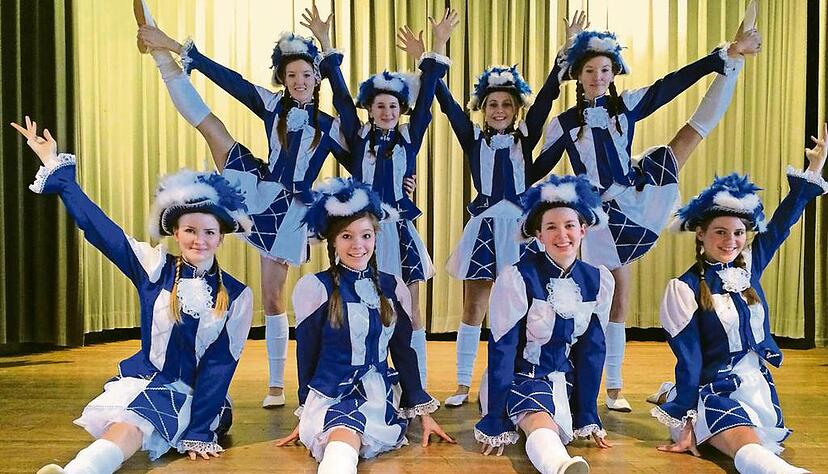 Sie dürfen bei der Prunksitzung des TSV Ingelfingen am Samstag natürlich nicht fehlen: Die Damen der Prinzengarde, hier bei der Generalprobe.Foto: privat Sie dürfen bei der Prunksitzung des TSV Ingelfingen am Samstag natürlich nicht fehlen: Die Damen der Prinzengarde, hier bei der Generalprobe.Foto: privat