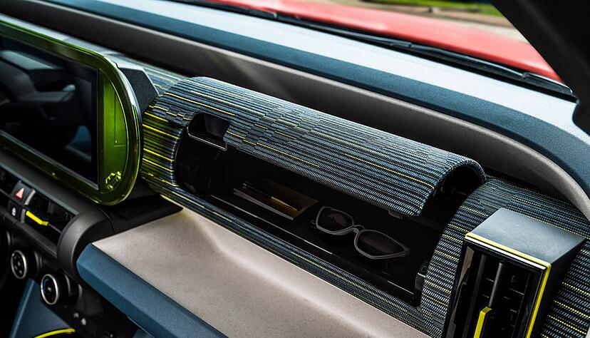 Praktischer Panda: Der Tester r&uuml;hmt die vielen Ablagen im Innenraum.