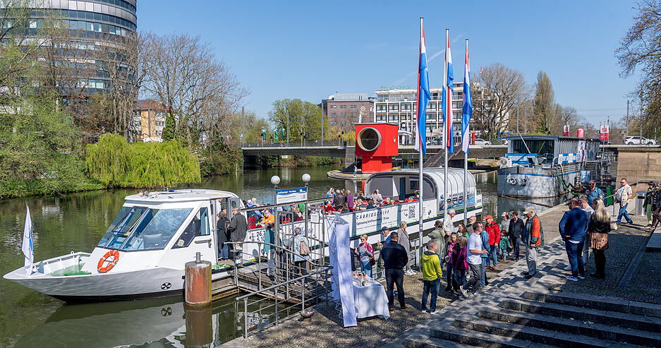 Das Ruder hat die Weiße Flotte übernommen. Das renommierte Heidelberger Schifffahrtsunternehmen wird offiziell am Samstag, 5. April in den Neckar stechen, und zwar zunächst mit dem Motorschiff (MS) Käthchen.