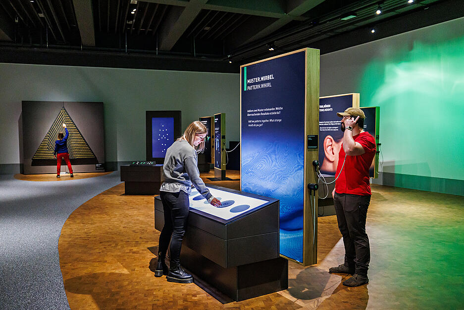 Die Sonderausstellung „Natur.Schau.Spiele.“ in der Heilbronner experimenta stellt Naturphänomene spielerisch dar und fokussiert die sinnliche Wahrnehmung.