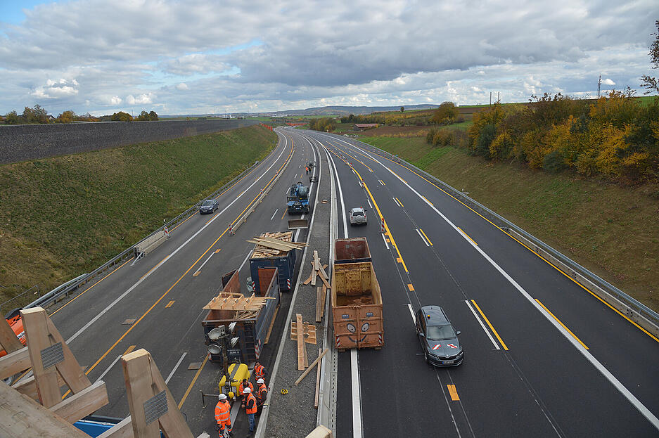Autobahnsperrung wegen Br&uuml;ckenabriss