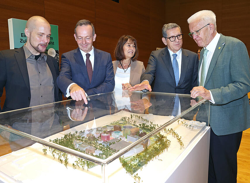 Kretschmann und Wissing besuchen KI-Innovationspark