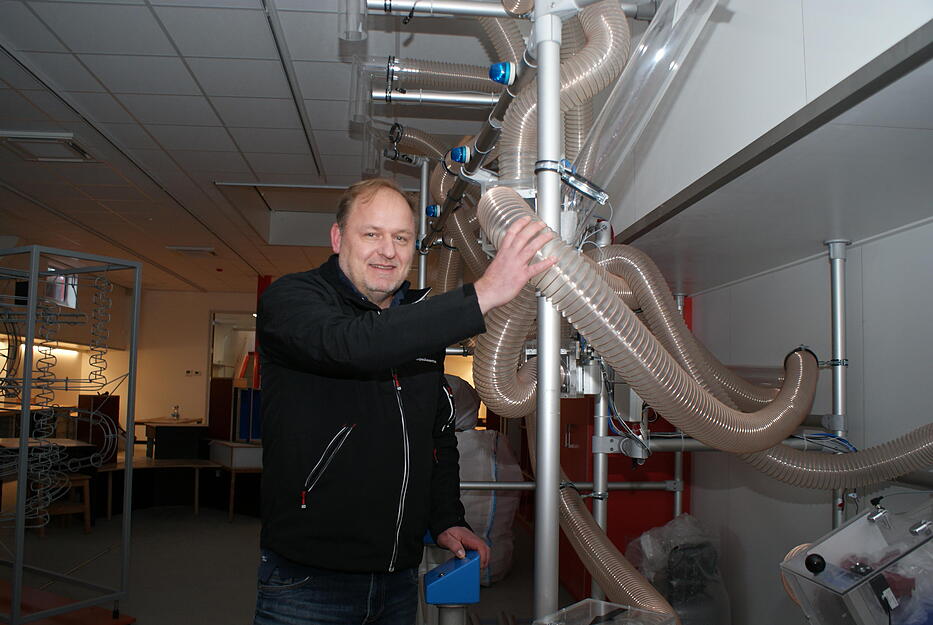 Vom Dieseltanker zum Experimenta-Schiff