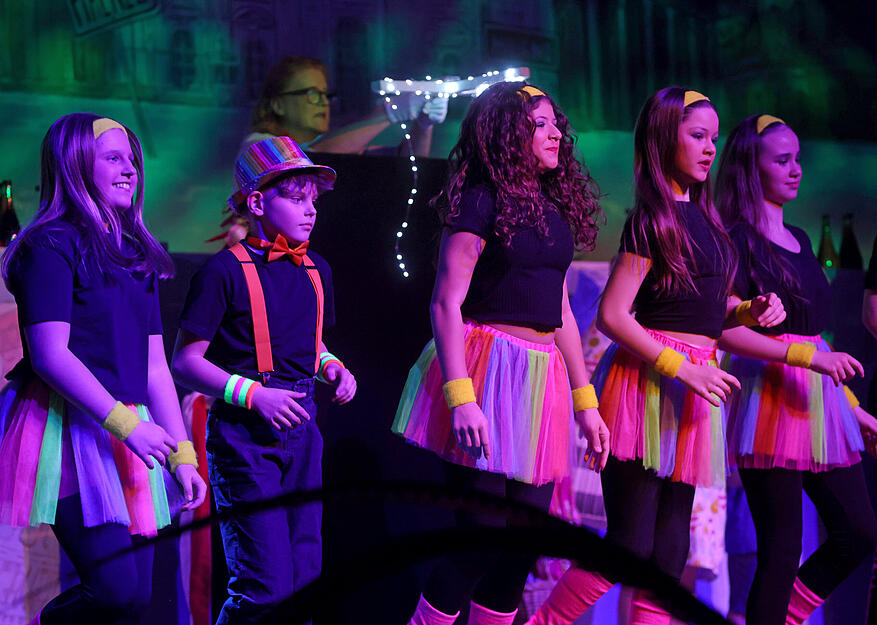 Der Gundelsheimer Carneval-Verein feierte am Samstag, den 25. Januar, die erste von sieben Prunksitzungen in der historischen Deutschmeisterhalle. Der Gundelsheimer Carneval-Verein feierte am Samstag, den 25. Januar, die erste von sieben Prunksitzungen in der historischen Deutschmeisterhalle.