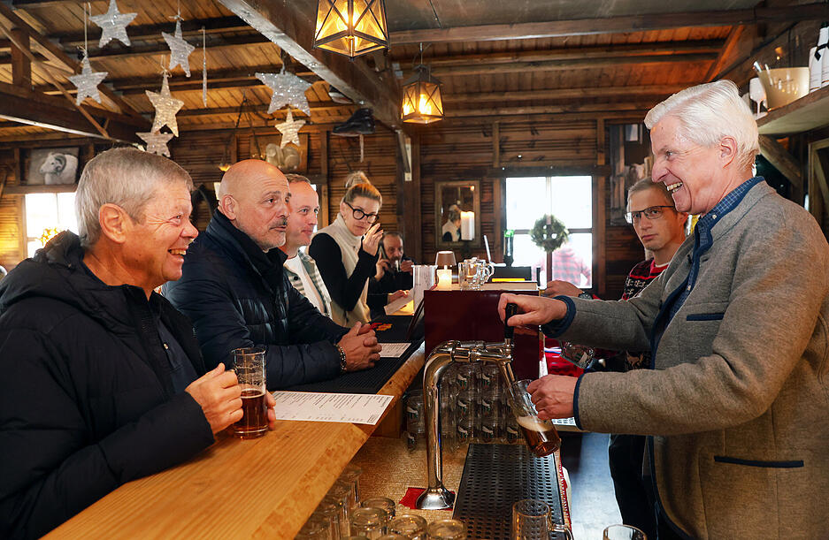 Innenstadtbesucher in Heilbronn k&ouml;nnen mit dem  Stimme-Chefredakteur ins Gespr&auml;ch kommen.