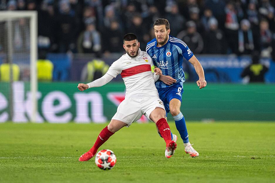 Deniz Undav machte eine starke Partie, suchte oft den Nebenmann.