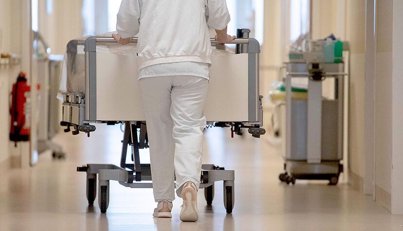 Die allermeisten ausländischen Berufsabschlüsse drehen sich um Medizinberufe, ganz vorne Pflegeberufe (Archivbild) Die allermeisten ausländischen Berufsabschlüsse drehen sich um Medizinberufe, ganz vorne Pflegeberufe (Archivbild)