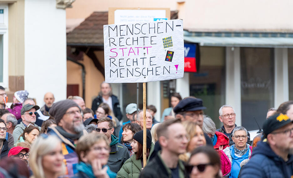 Kundgebung "Brackenheim ist bunt" in der Innenstadt