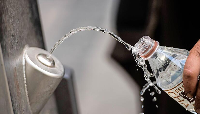 Trinkbrunnen mit kostenlosem Wasser soll es künftig auch in der Heilbronner Innenstadt geben.  
Foto: dpa