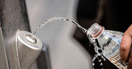 Trinkbrunnen mit kostenlosem Wasser soll es künftig auch in der Heilbronner Innenstadt geben.  
Foto: dpa