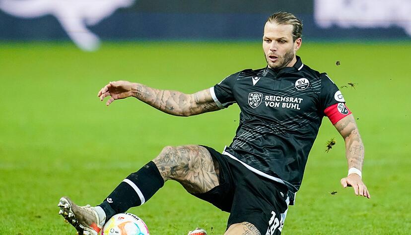 Als Profi ein Führungsspieler: Dennis Diekmeier. (Archivbild) Als Profi ein Führungsspieler: Dennis Diekmeier. (Archivbild)