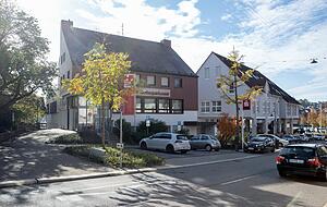 Die ehemaligen KSK/Post-Räume erhält die Leinbachschule. Die ehemaligen KSK/Post-Räume erhält die Leinbachschule.