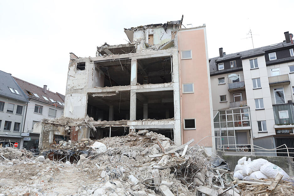 Rettungshundetraining im Kaufhaus Barthel