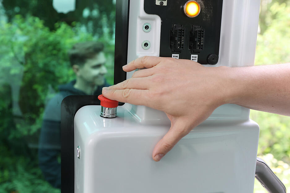 Probefahrt autonomes Bus-Shuttle auf der Bahnhofstraße Heilbronn Probefahrt autonomes Bus-Shuttle auf der Bahnhofstraße Heilbronn