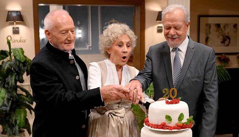 Eine Torte zum Jubiläum Eine Torte zum Jubiläum