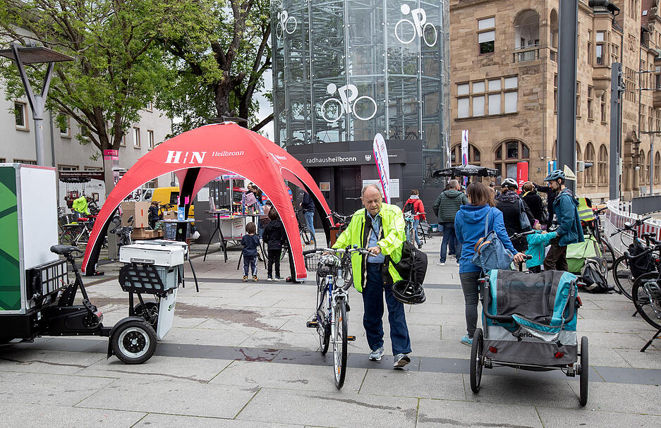 Radhaus am Heilbronner Bahnhof Radhaus am Heilbronner Bahnhof