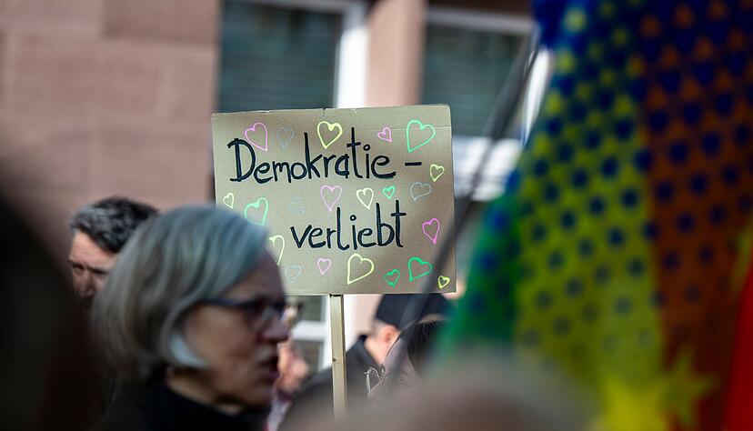 Bei der politischen Kultur steht Deutschland angesichts der steigenden Unterstützung für die AfD vor den größten Herausforderungen. Das teilt die «Economist Intelligence Unit» mit.