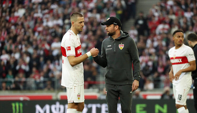In der vergangenen Saison beim VfB Stuttgart Kapitän und Trainer, am Sonntag Gegner: Waldemar Anton (links) und Sebastian Hoeneß. In der vergangenen Saison beim VfB Stuttgart Kapitän und Trainer, am Sonntag Gegner: Waldemar Anton (links) und Sebastian Hoeneß.