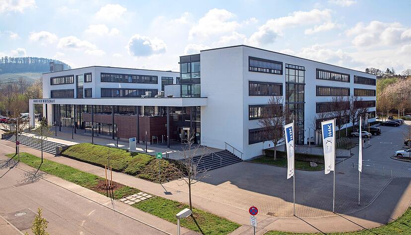 Am Dienstag wurde im Heilbronner Haus der Wirtschaft das Ergebnis der jüngsten Konjunkturumfrage verkündet. Am Dienstag wurde im Heilbronner Haus der Wirtschaft das Ergebnis der jüngsten Konjunkturumfrage verkündet.