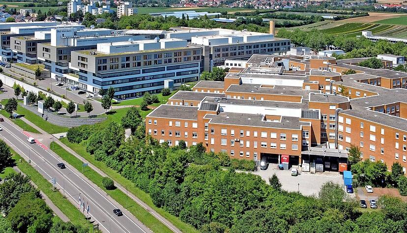 Die Kinderklinik am SLK-Klinikum am Gesundbrunnen ist eine der größten nicht universitären Einrichtungen im Land. Die Kinderklinik am SLK-Klinikum am Gesundbrunnen ist eine der größten nicht universitären Einrichtungen im Land.