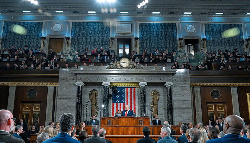 Die Demokraten gehen hart ins Gericht mit dem US-Pr&auml;sidenten, der in seiner Rede zur Lage der Nation viel Lob f&uuml;r die eigene Linie &uuml;brig hatte.
