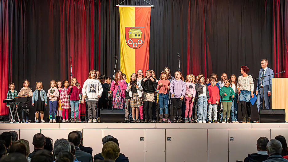Massenbachhausens neuer Bürgermeisters Steffen Braun wurde offiziell ins Amt eingeführt.
