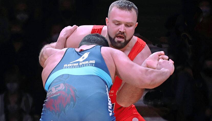 Eduard Popp geht f&uuml;r die Red Devils Heilbronn nicht nur auf der Ringermatte an den Start, sondern arbeitet in Teilzeitarbeit auch als Mitarbeiter der Gesch&auml;ftsstelle und bringt somit auch dort seine St&auml;rken und seine Erfahrung mit ein.