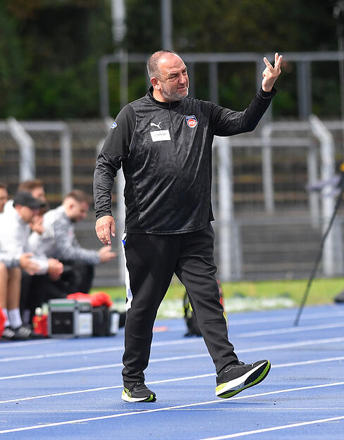 Im Heilbronner Frankenstadion traf am Freitagnachmittag der 1. FC Heidenheim auf den 1. FC Kaiserslautern in einem Freundschaftsspiel.