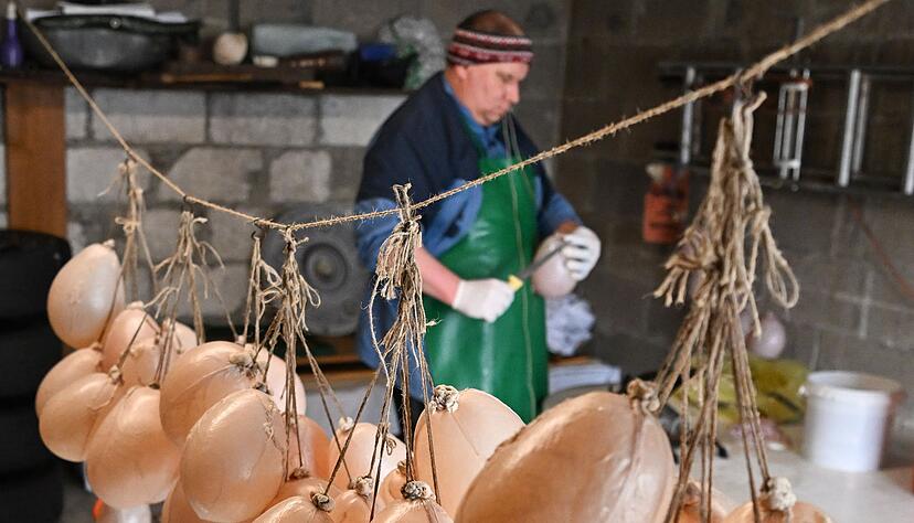 Schweinsblasen sind unverzichtbares Werkzeug von Narren in der Fasnet.