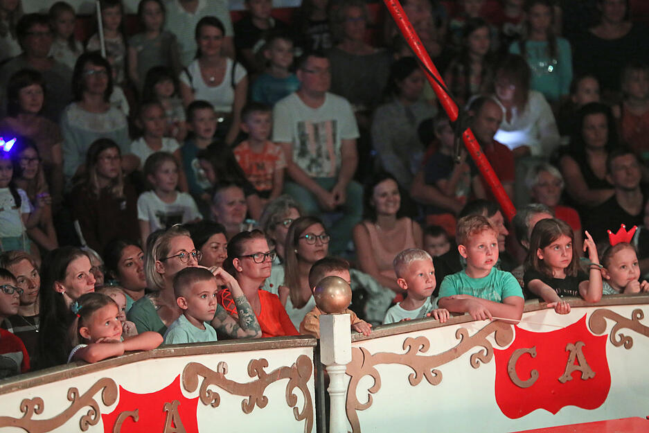 Circus Carl Althoff Vorstellung STIMME.de