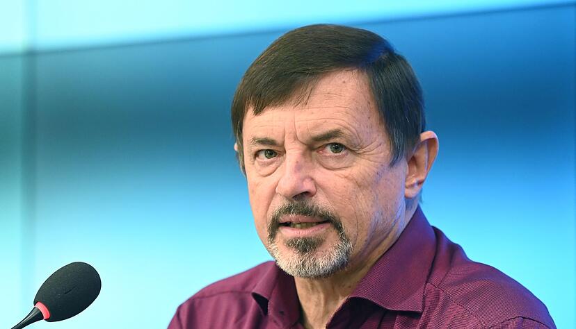 Ralf Scholl, der Vorsitzende des Philologenverbands Baden-Württemberg. Ralf Scholl, der Vorsitzende des Philologenverbands Baden-Württemberg.